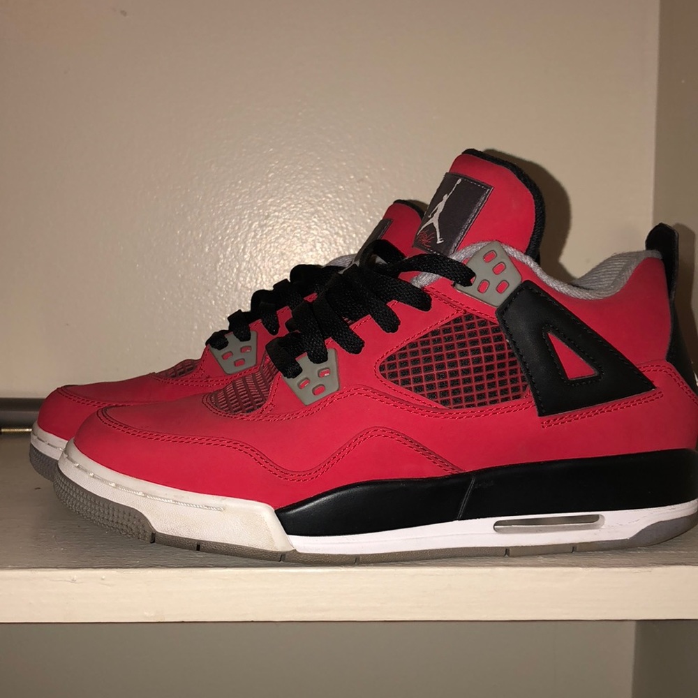 Air Jordan Retro 4 Toro Size 7